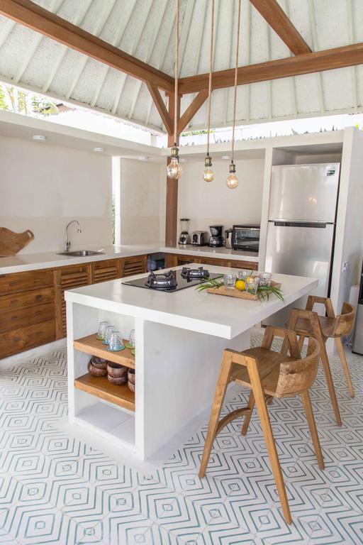 Villa Azcoyen - 3Br Villa In Canggu Экстерьер фото